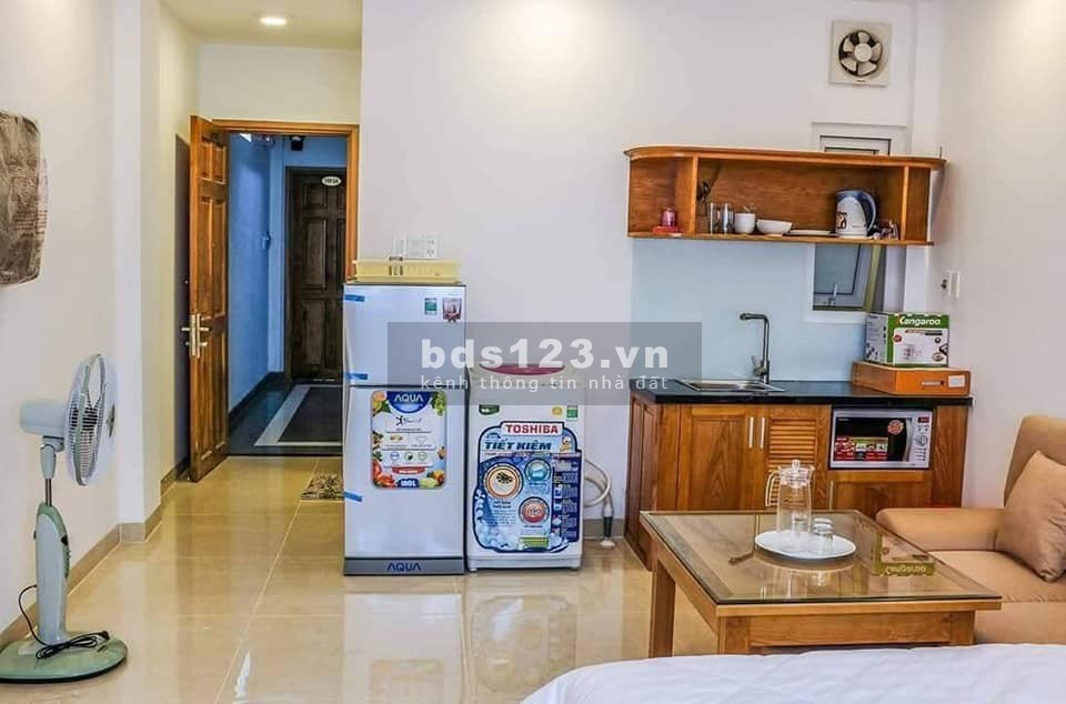 Studio full nội thất gần Hồ Kỳ Hoà an ninh cửa sổ sáng Quận 10