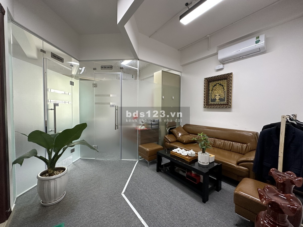 Chính chủ cho thuê văn phòng mặt tiền D1 Lương Định Của