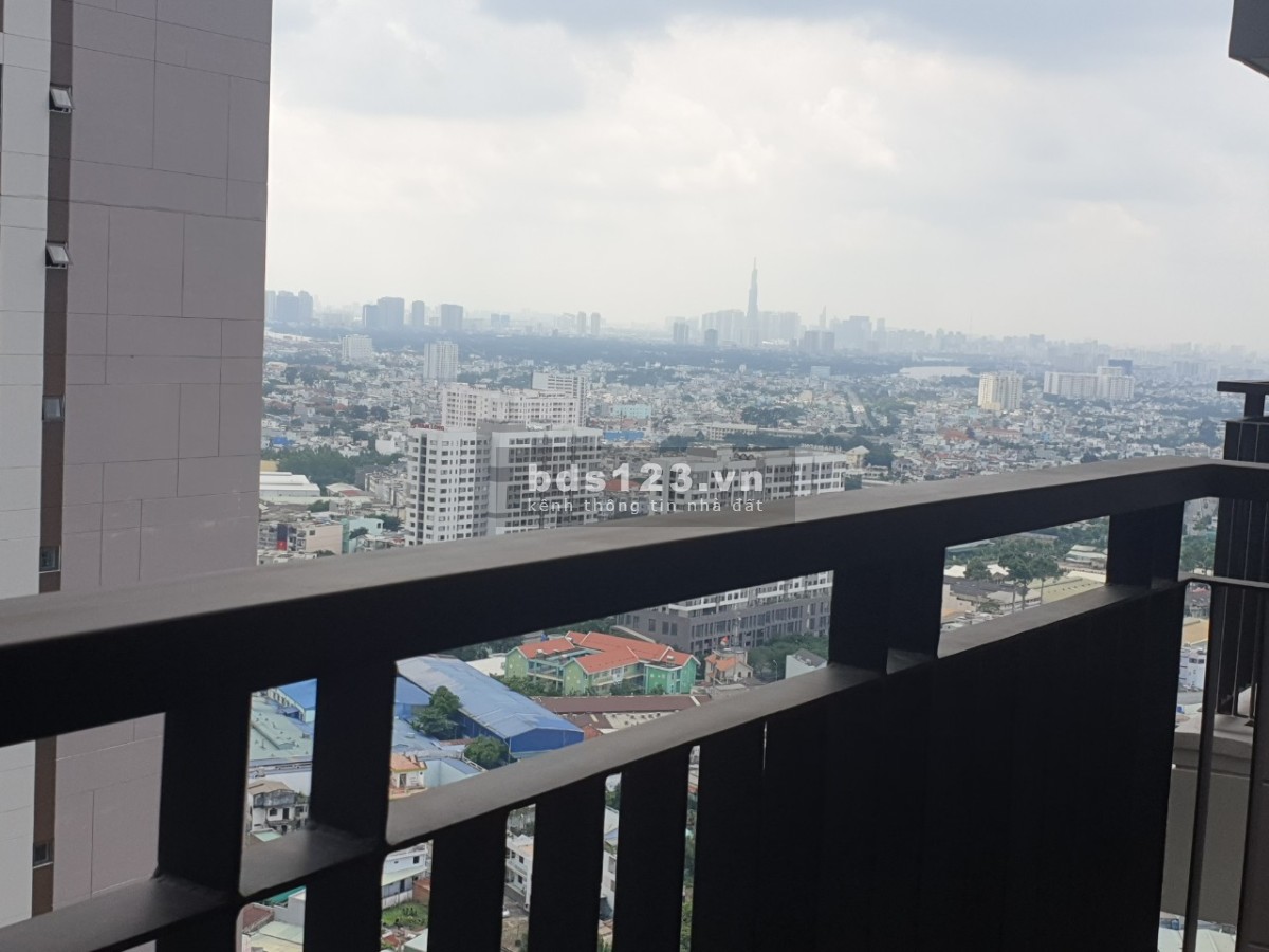 Chính chủ bán căn hộ Opal Boulevard 2PN - 2WC DT 73m2.