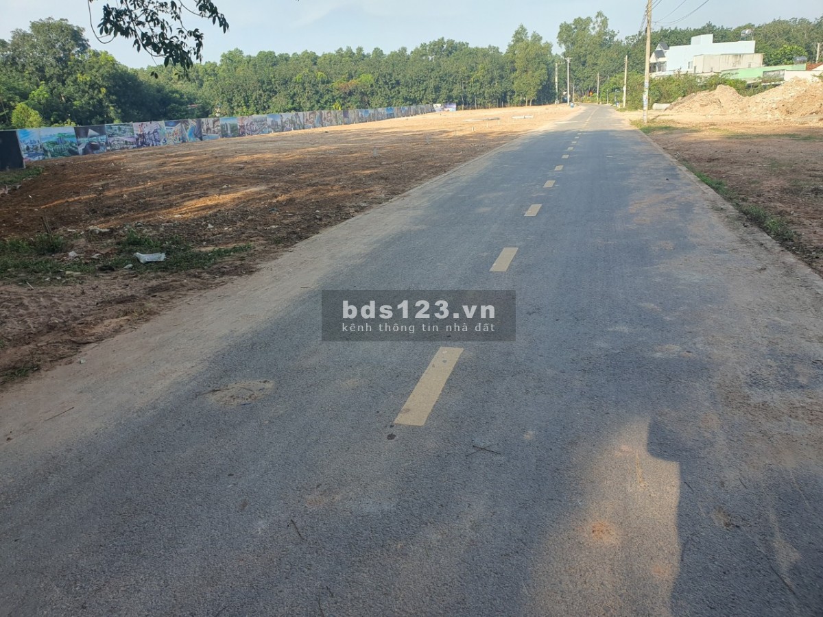 Chính chủ cần bán lô đất ở Bến Cát 3.740m2 sổ sẵn