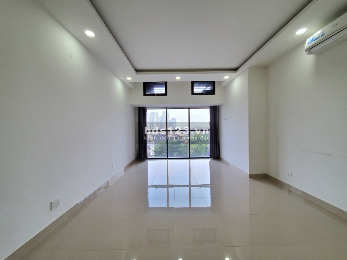 Cho thuê văn phòng 43m2 chỉ 9,5tr The Sun Avenue Quận 2