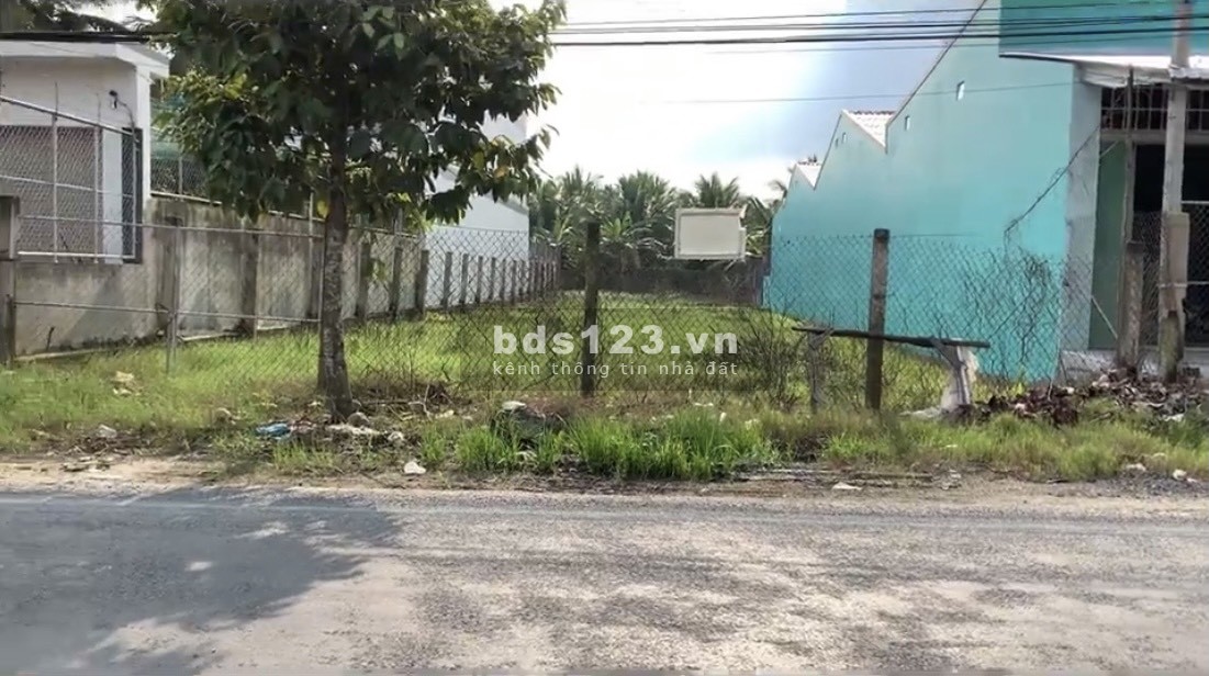 Cần bán gấp lô đất 751m2 đường TL877 Chợ Gạo, Tiền Giang