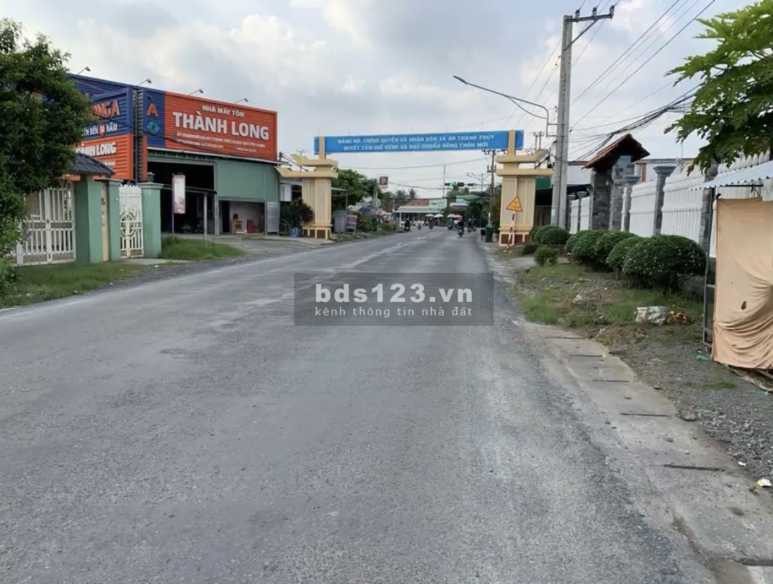 Cần bán gấp lô đất 751m2 đường TL877 Chợ Gạo, Tiền Giang