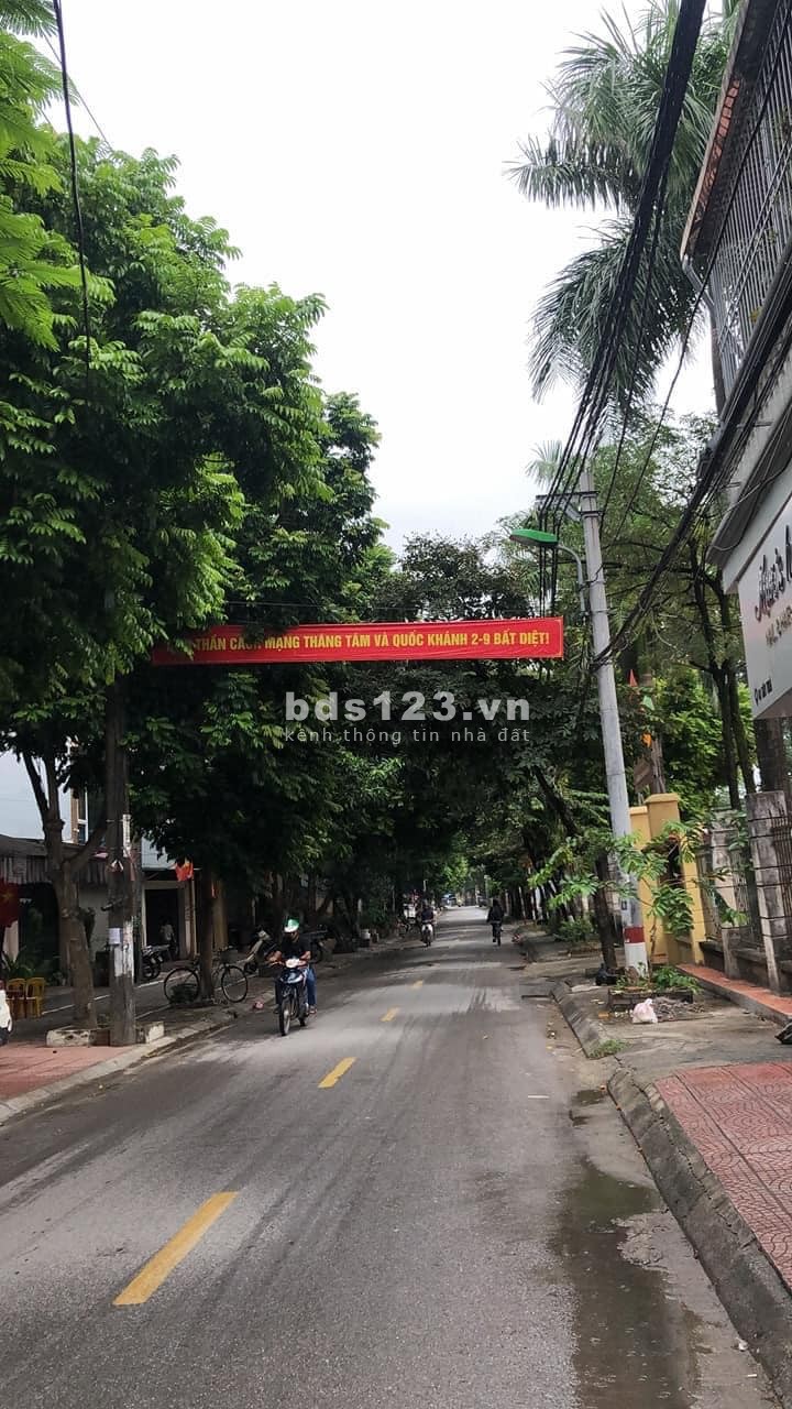 Bán nhà ngõ phố Tây Trà, Trần Phú, Hoàng Mai, nhà 3 tầng ngõ rộng, ô tô ngủ trong nhà