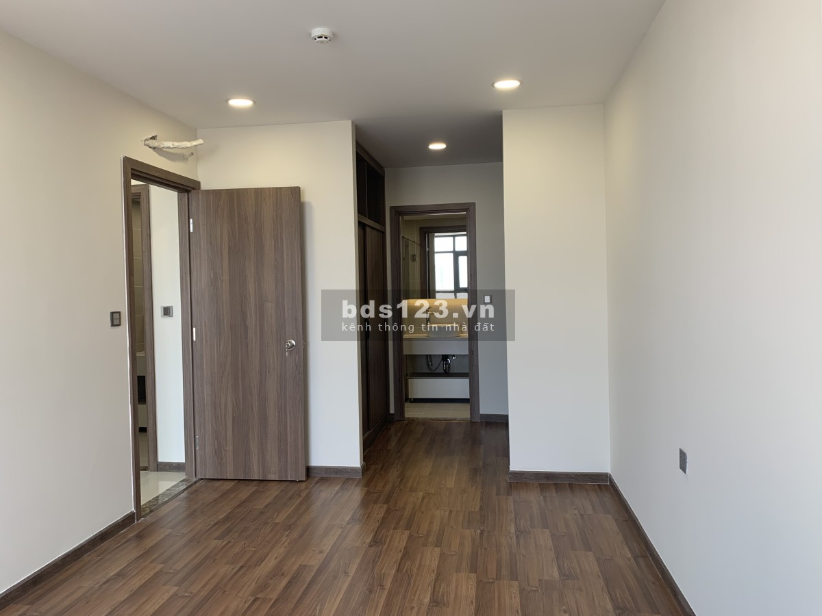 Bán căn hộ cao cấp tại trung tâm Q2, view landmark 81, dt 80.13m2, giá 4tỷ767, 2 pn
