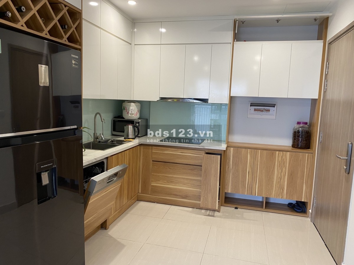 CHÍNH CHỦ bán căn 2N1VS, DT 60m2, TẦNG TRUNG, VIEW THOÁNG chỉ 1.56 tỷ, tại VHOCP - LH: 0974 3636 58