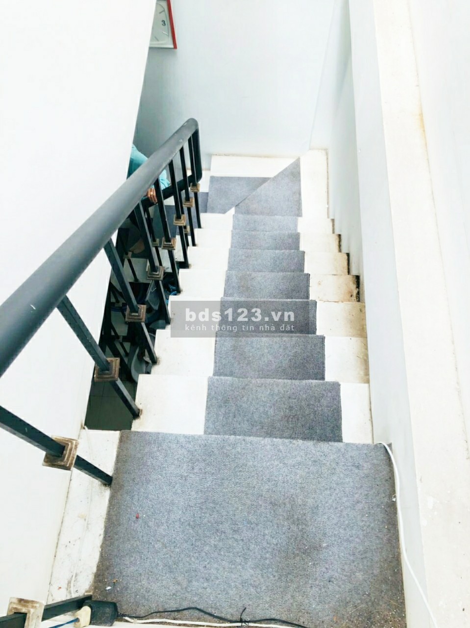 Bán gấp căn nhà nhỏ đường Bùi Tư Toàn, giá 2,9 tỷ