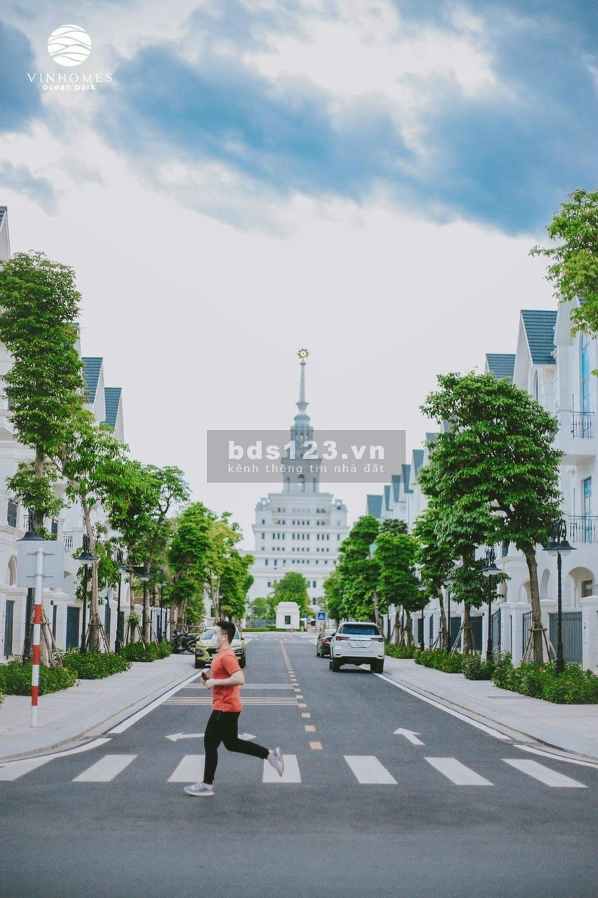Nhanh tay sở hữu căn 1 ngủ giá 1.3tỷ view bể bơi tặng nội thất 250 triệu, sổ hồng lâu dài