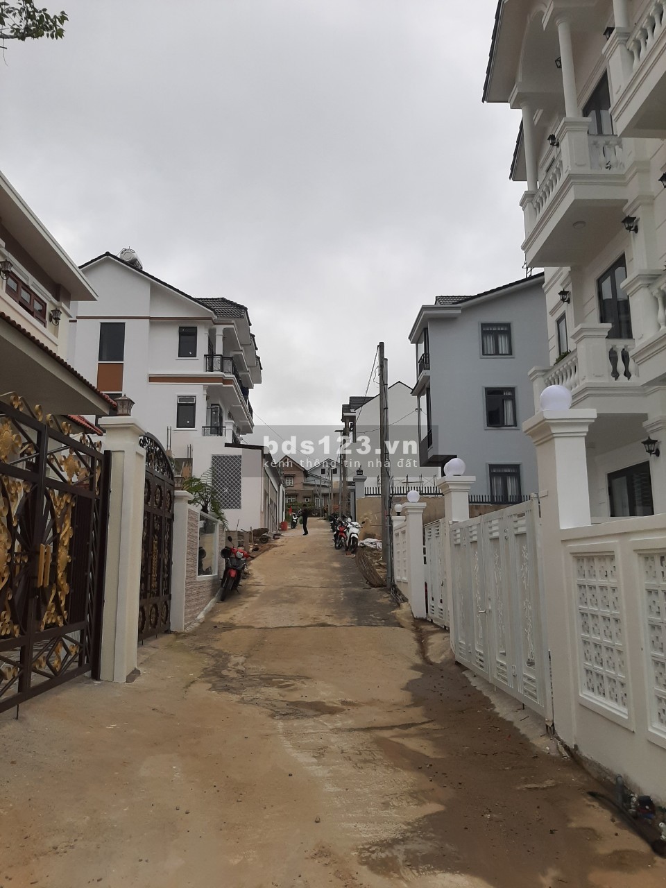 Lô đất xây dựng đẹp ở Đà Lạt giá chỉ 2 tỷ 400 triệu lh 0986204099