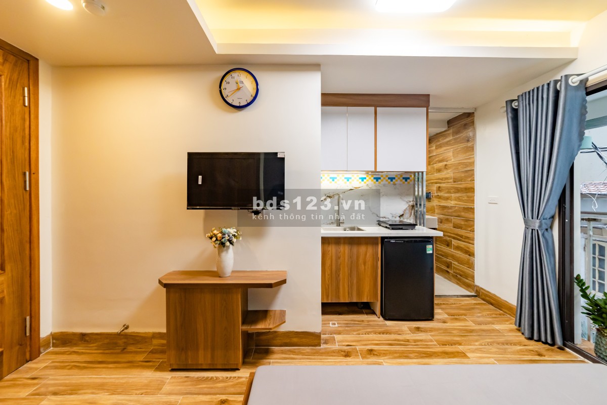 Cho thuê CCMN view Hồ Tây, Bánh xe mặt trời tại Nhật Tân, Lạc Long Quân, Tây Hồ, dt 40m2, giá 6tr