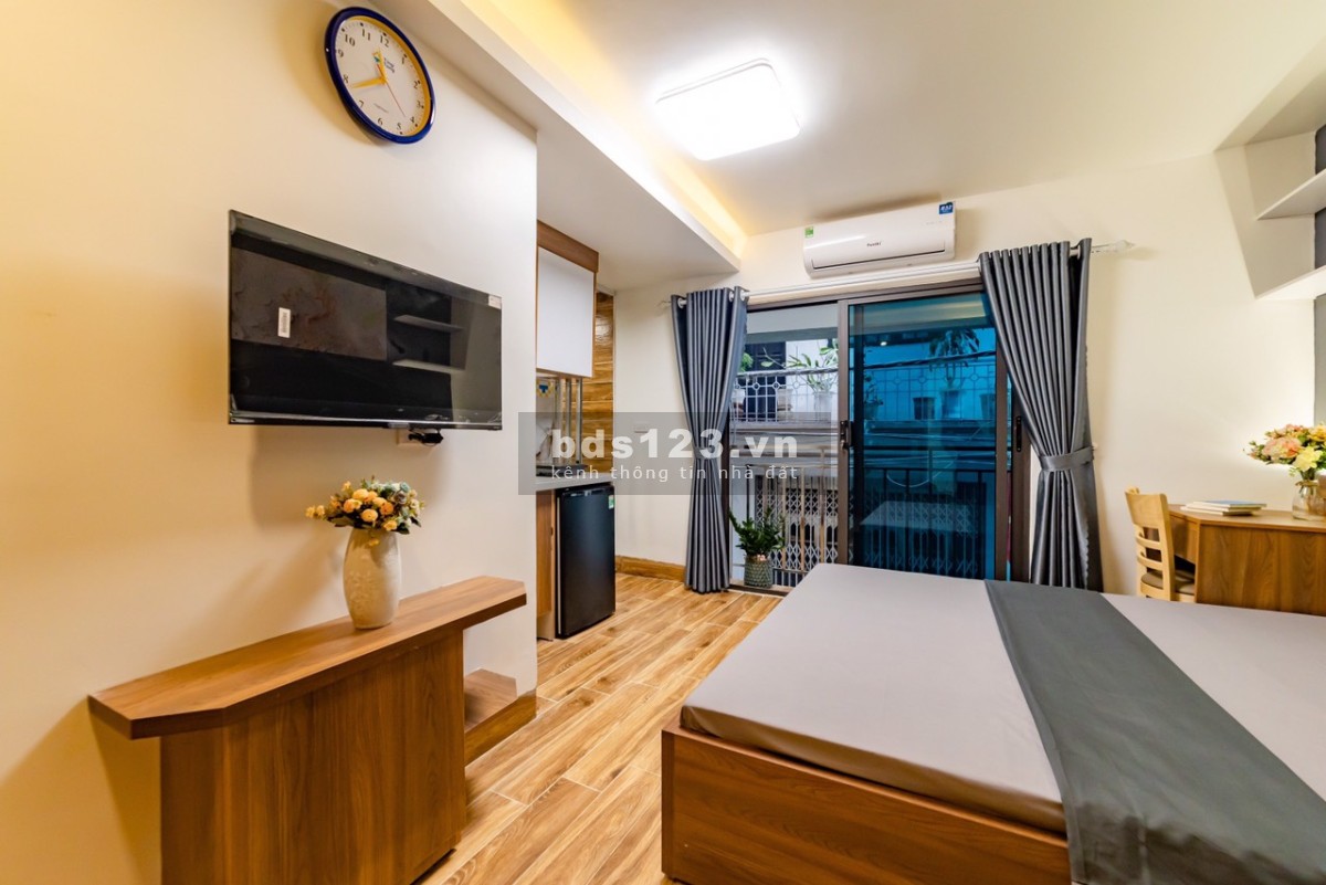 Cho thuê CCMN view Hồ Tây, Bánh xe mặt trời tại Nhật Tân, Lạc Long Quân, Tây Hồ, dt 40m2, giá 6tr
