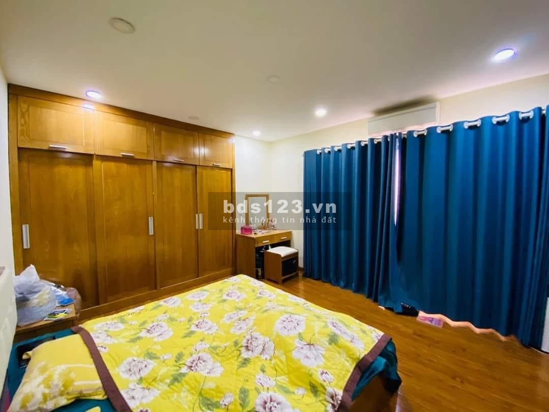 Bán nhà Láng Hạ, Đống Đa, DT 47m² x 5 tầng, nội thất hiện đại, giá 3,4 tỷ LH 0961291356