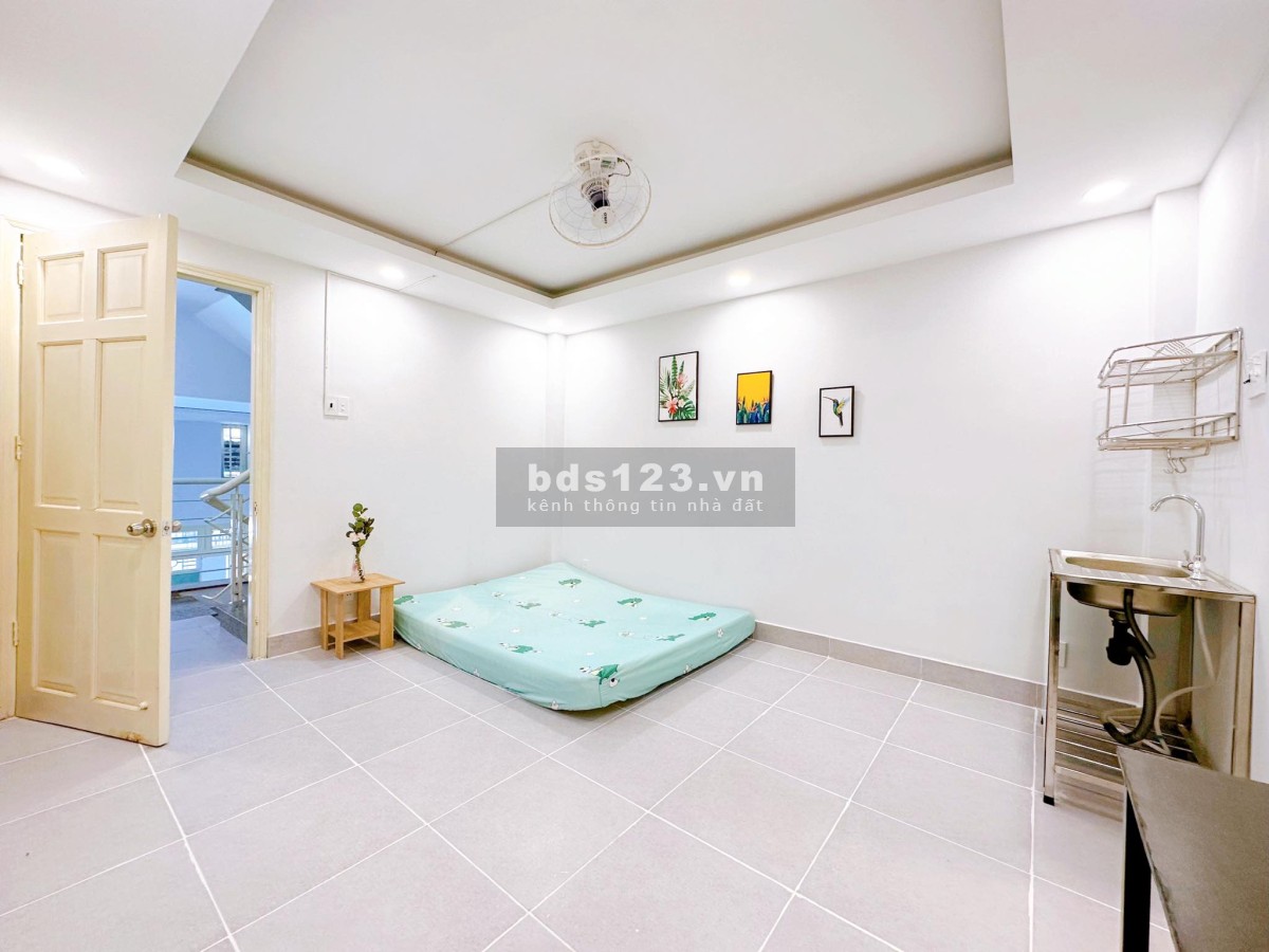 Cho thuê phòng 25m2 có cửa sổ gần sân bay TSN p3 Gò Vấp