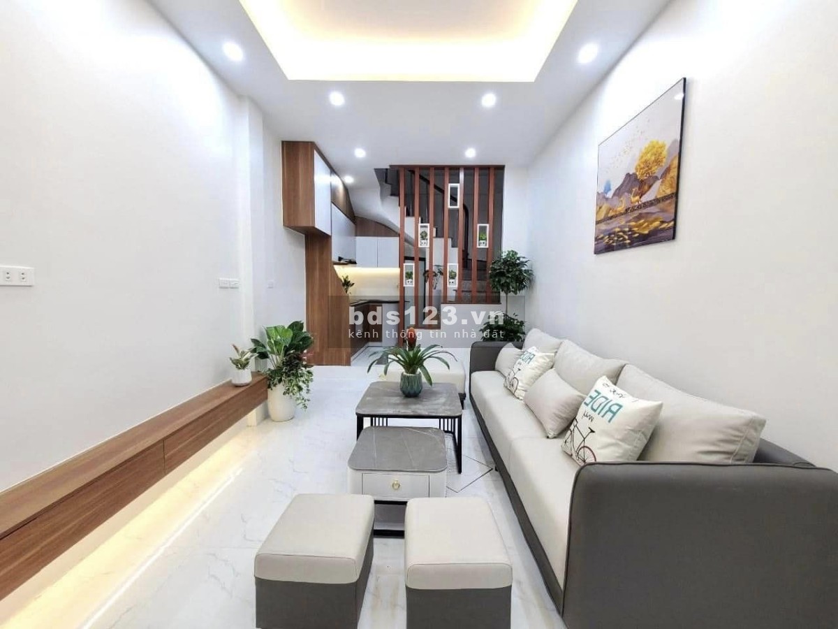 Bán gấp nhà Tân Mai, mới lung linh để đón tết, nhỉnh giá 3 tỷ