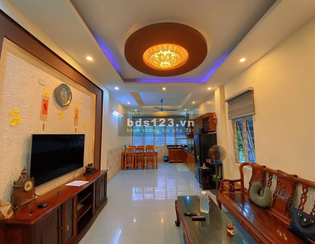 Siêu phẩm nhà mặt phố Mạc Thái Tổ, vỉa hè rộng, kinh doanh bất chấp, Cầu Giấy, 6 tầng, giá 20 tỷ