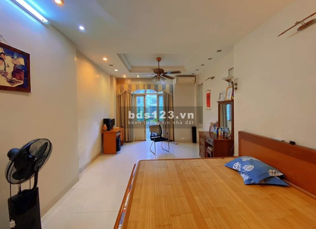 Siêu phẩm nhà mặt phố Mạc Thái Tổ, vỉa hè rộng, kinh doanh bất chấp, Cầu Giấy, 6 tầng, giá 20 tỷ