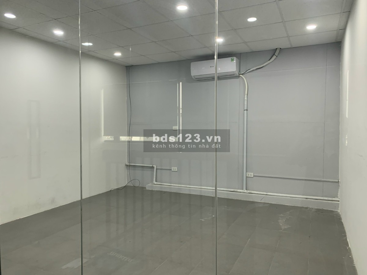 Cho thuê văn phòng 90 m2 giá 11 triệu/ tháng tầng 8 nhà 50/41 Thái Hà 0984787085