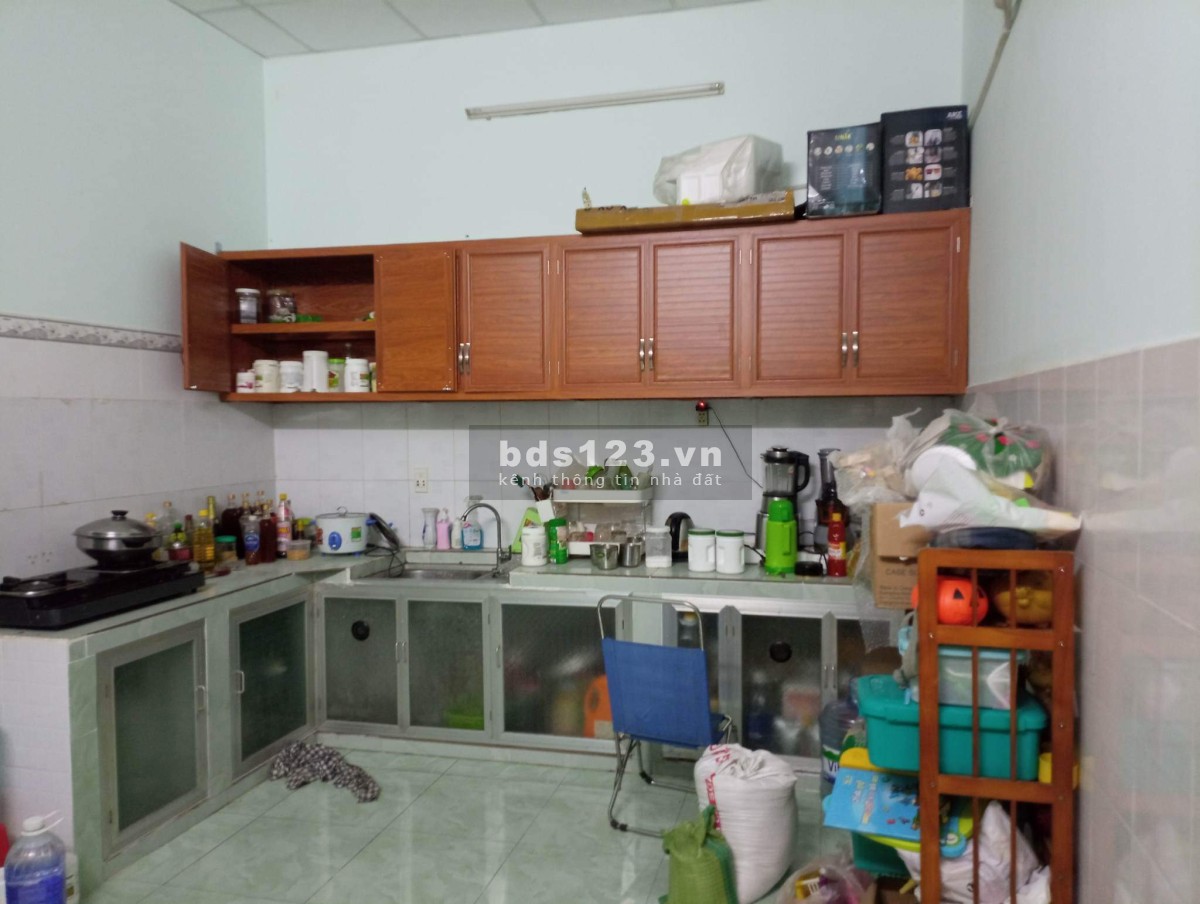 Ngộp bank bán gấp nhà Dương Công Khi, 1 trệt, 1 lầu, DTSD 125m², giá 4,5 tỷ