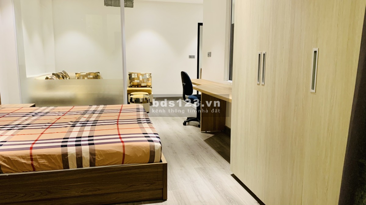 Cho thuê căn hộ 1, 2 phòng ngủ và mặt bằng tầng 1, view biển thoáng mát