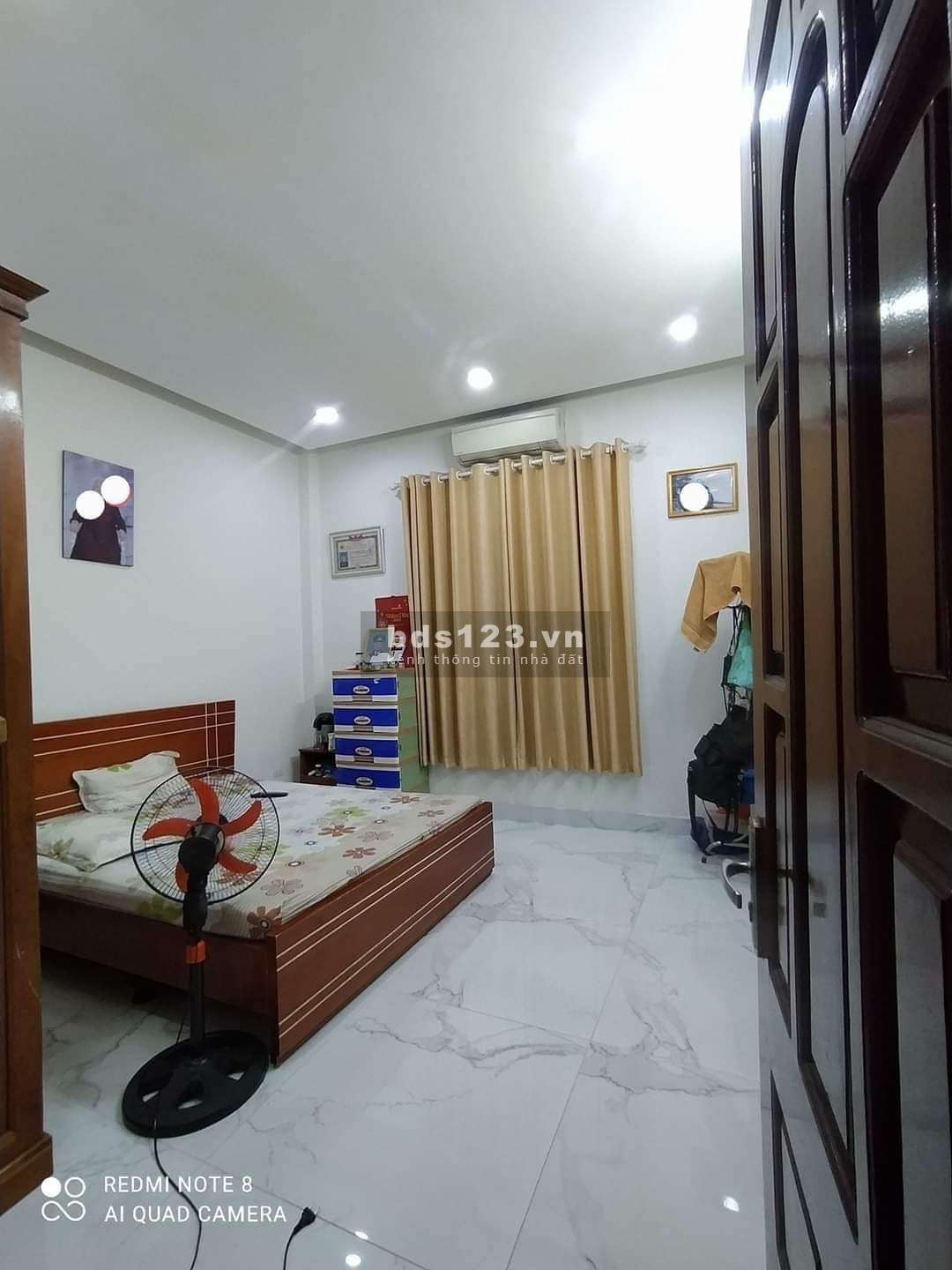 Bán nhà phố Xuân Thủy, diện tích 54m², giá 4,95 tỷ