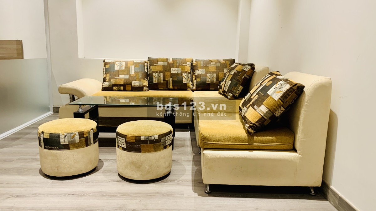 Cho thuê căn hộ 1, 2 phòng ngủ và mặt bằng tầng 1, view biển thoáng mát