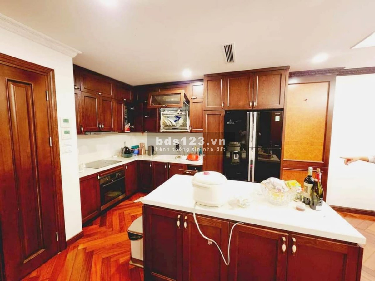 Bán nhà phố Nguyên Hồng cực hiếm, DT 60m² x 7 tầng, đầy đủ nội thất, kinh doanh đỉnh