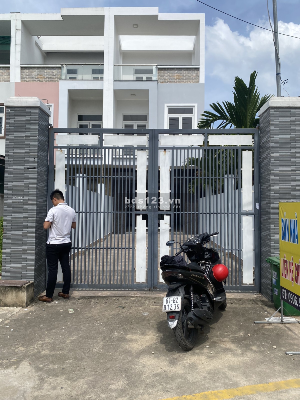 Bán nhà chính chủ mặt tiền đường Đinh Quang Ân, Phước Tân