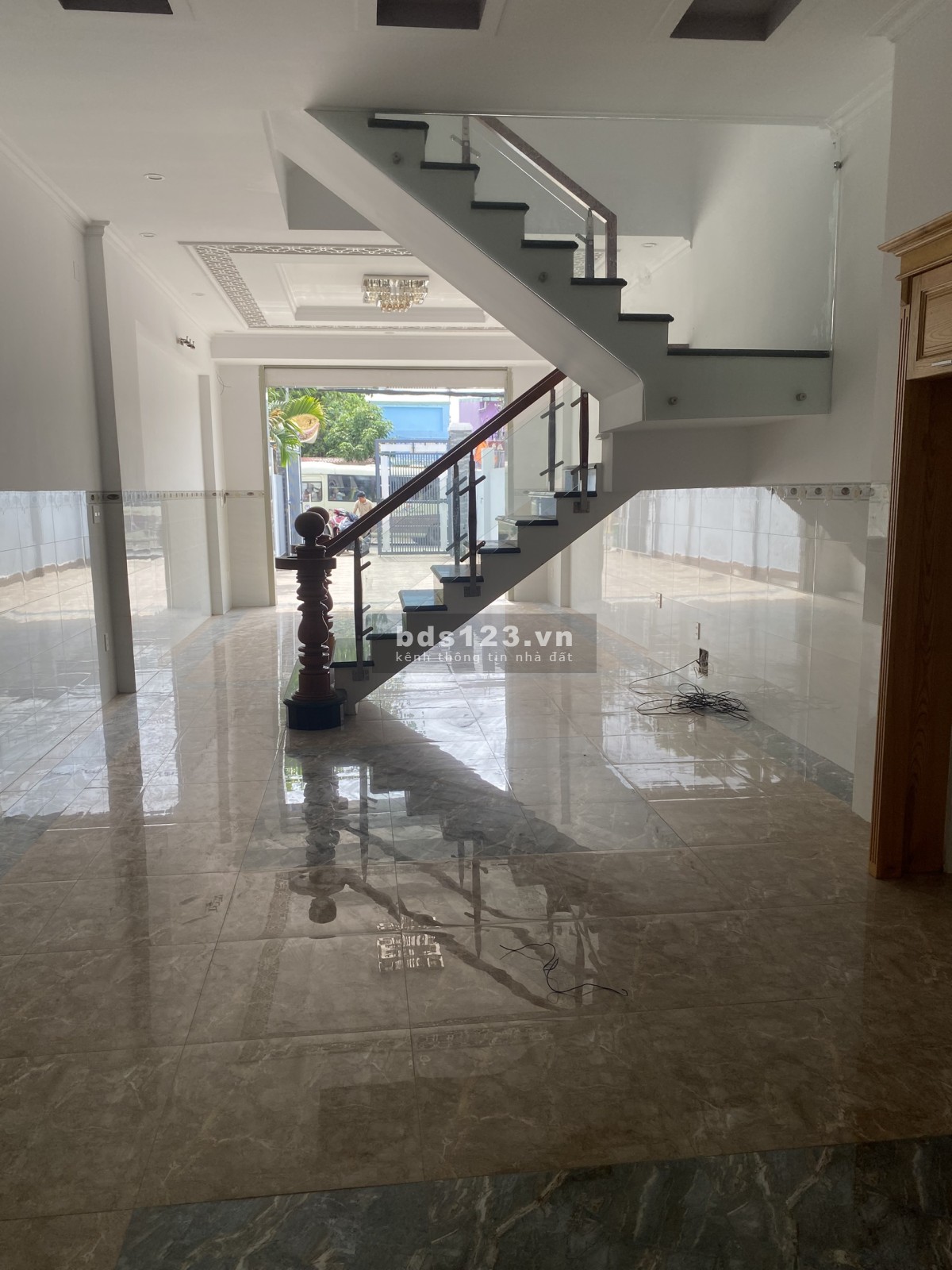 Bán nhà chính chủ mặt tiền đường Đinh Quang Ân, Phước Tân