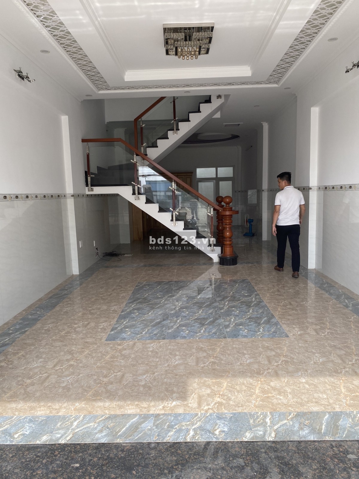 Bán nhà chính chủ mặt tiền đường Đinh Quang Ân, Phước Tân