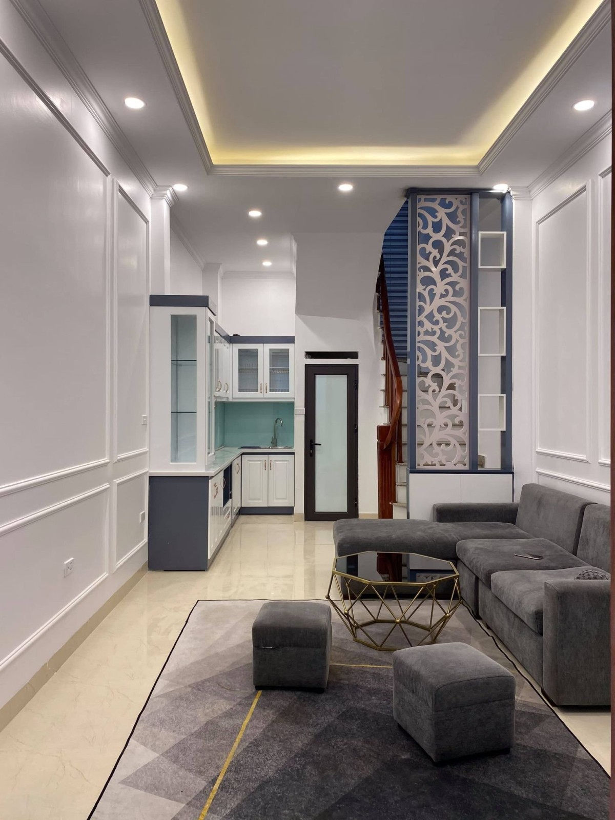 Bán nhà đẹp tại Căn Điển, Thanh Trì, Hà Nội, DTSD 40m² x 4 tầng, giá 2.8 tỷ