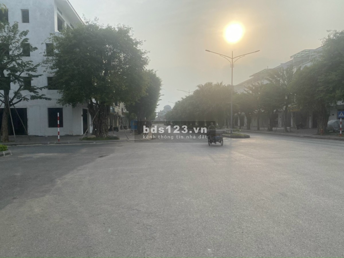 Bán nhà số 37 Lê Duẩn, khu Ecorivers Hải Tân, Hải Dương, LH 0915153369