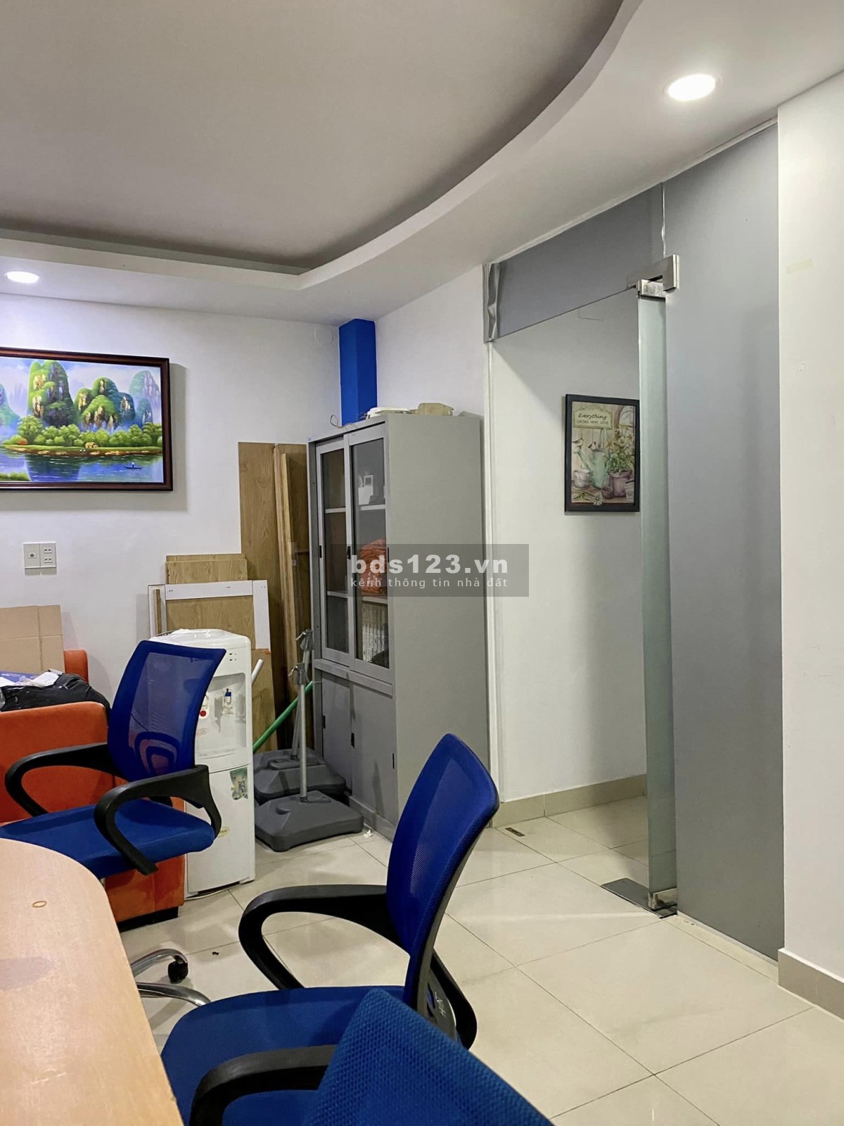 Cho thuê mặt bằng mặt tiền đường Hoàng Sa Quận 1