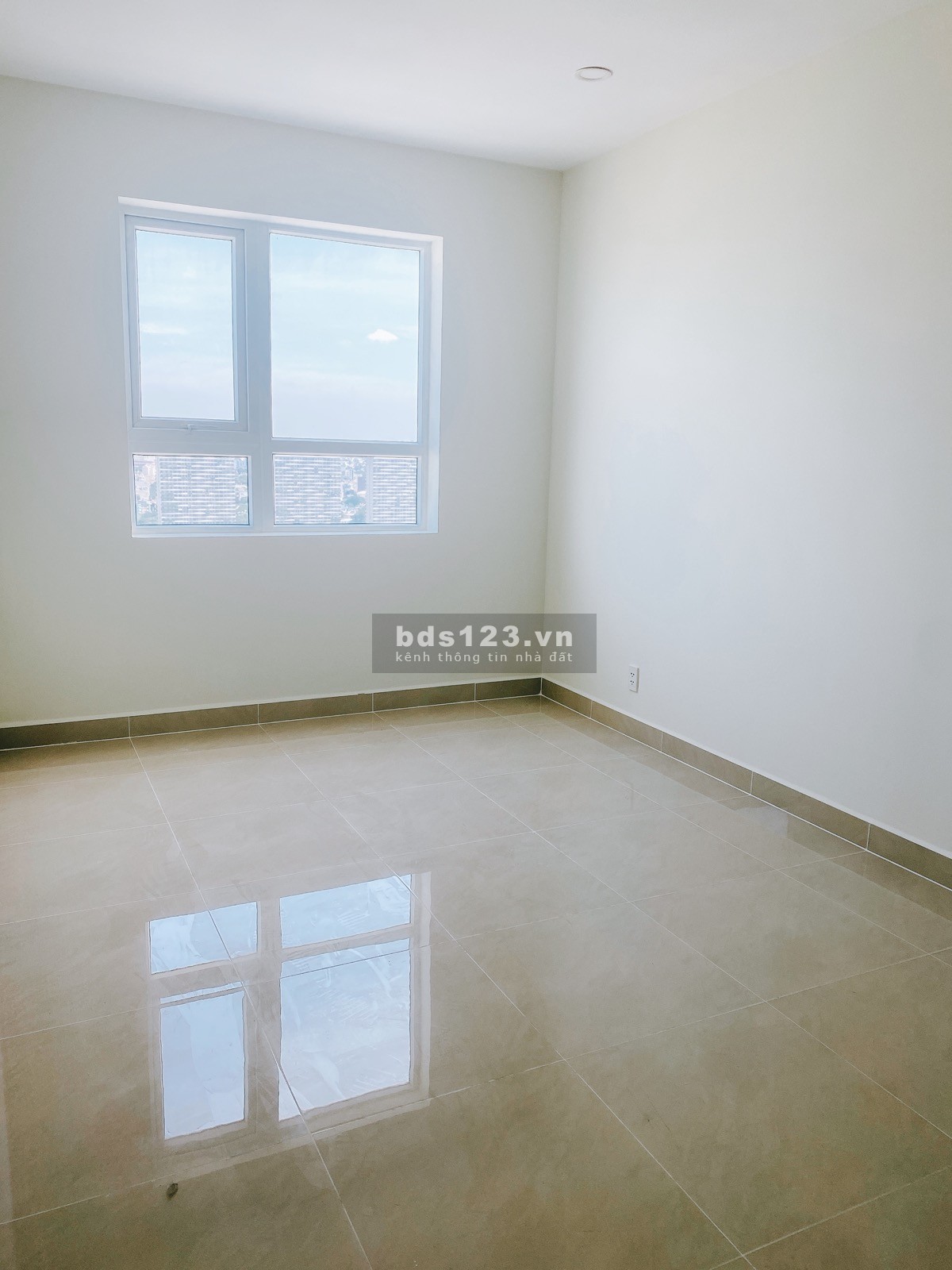 Cần bán gấp căn hộ 78m2 Block D1A Topaz Elite Q8. giá 2,6 tỷ