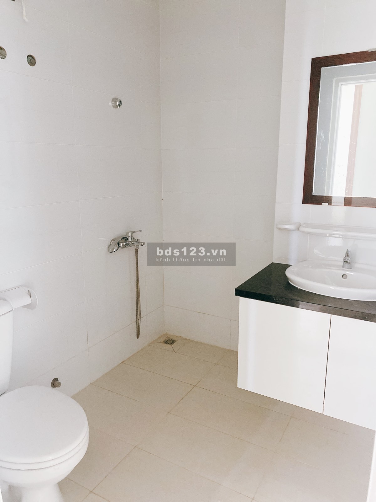Cần bán gấp căn hộ 78m2 Block D1A Topaz Elite Q8. giá 2,6 tỷ
