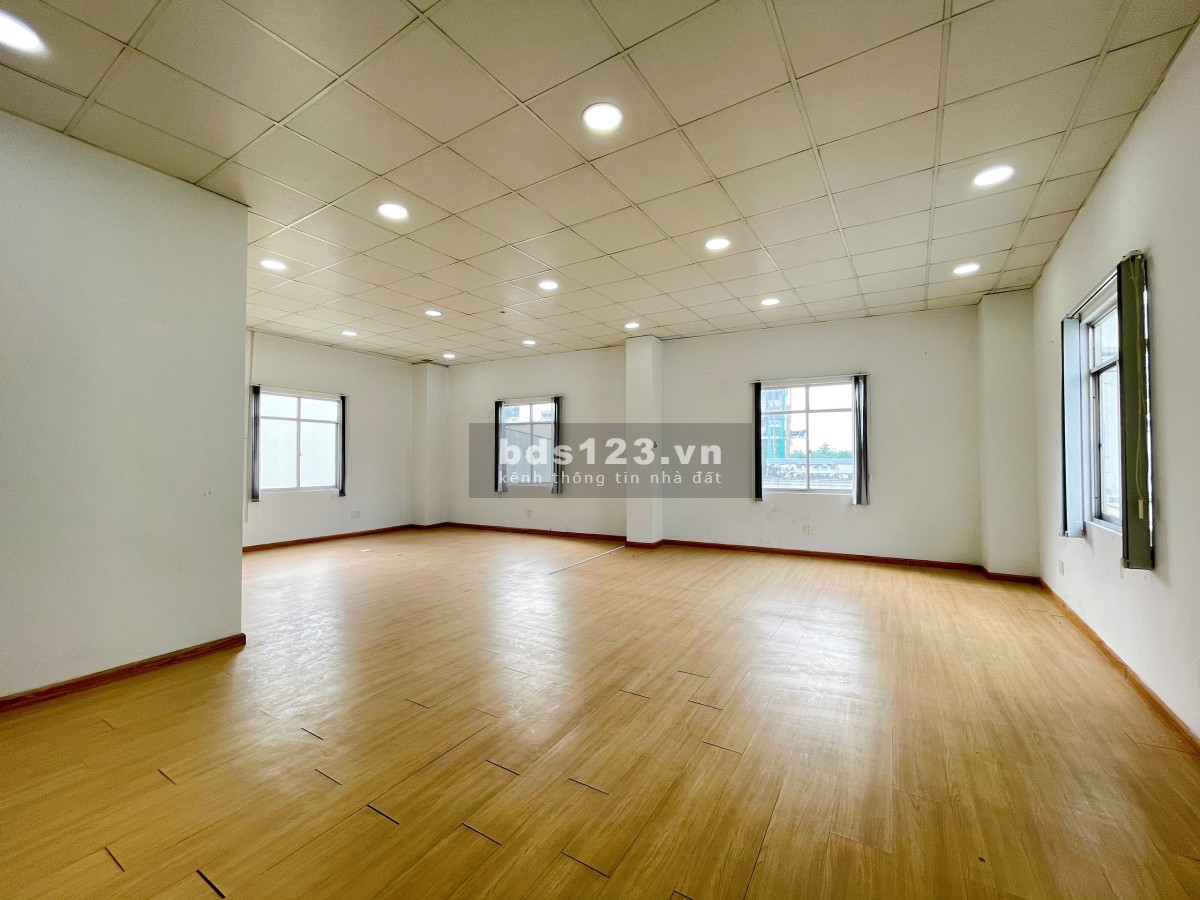Cho thuê văn phòng dt 60m2 tại đường Trần Xuân Soạn, Quận 7, lh 0862116***.