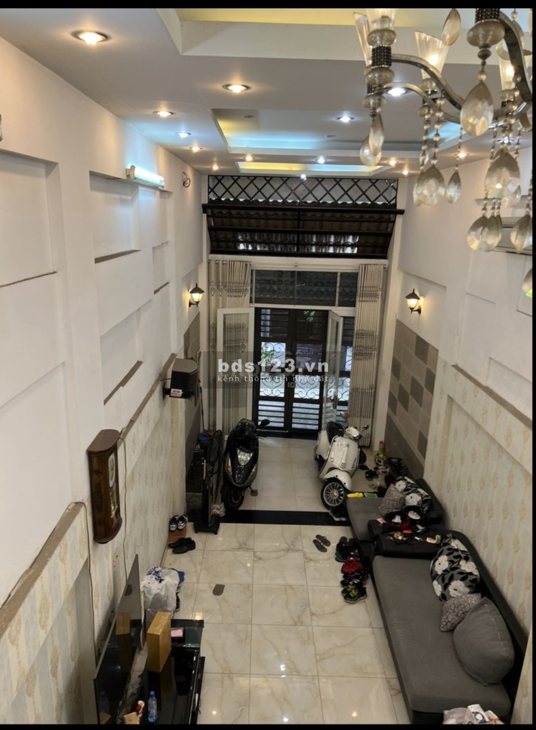 Cho thuê mặt bằng tầng trệt bán áo cưới, quần áo, ... LH 0707216318