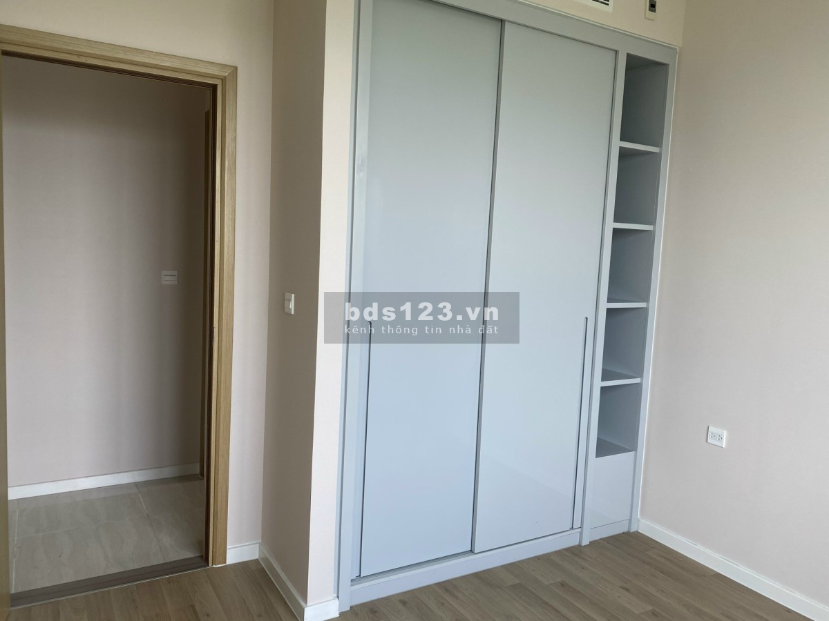 Cho thuê căn góc 3pn, dt 120m2, Sadora view Quận 1, hồ trung tâm, lh 0763829986