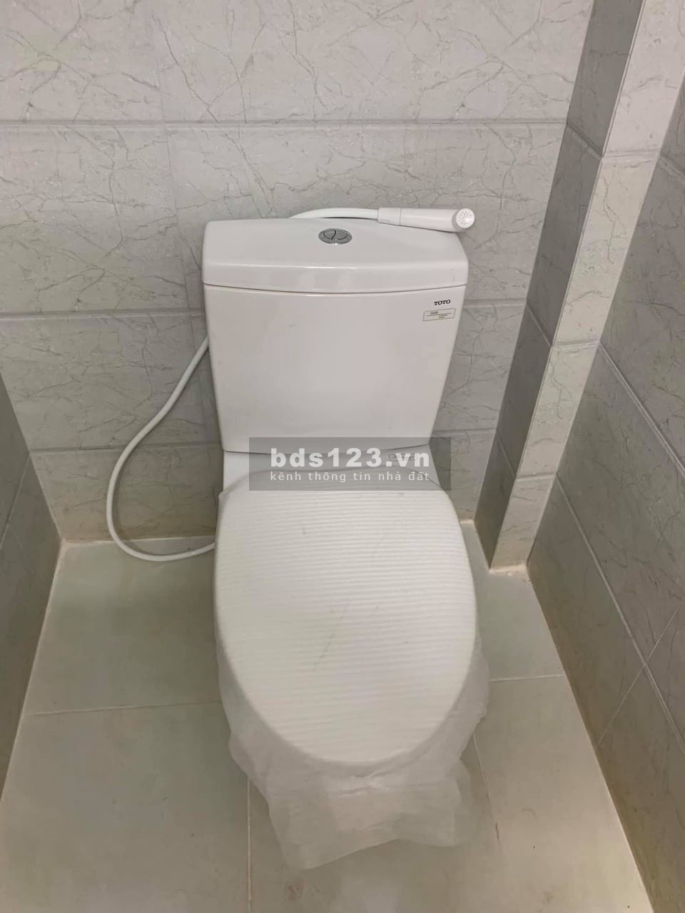Bán nhà giá rẻ Điện Biên Phủ, quận 10, gần bệnh viện bình dân, khu dân trí an ninh tốt