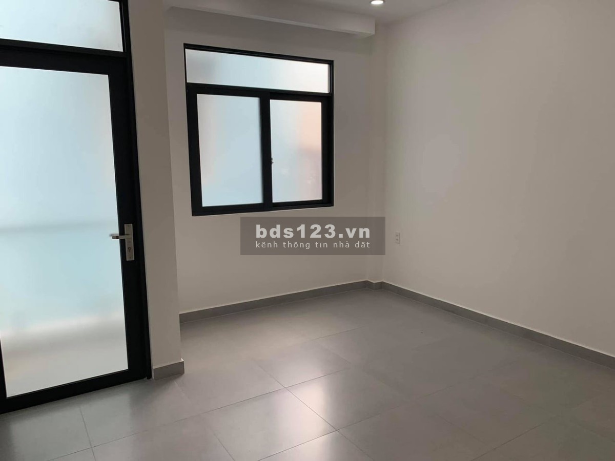 Bán nhà giá rẻ Điện Biên Phủ, quận 10, gần bệnh viện bình dân, khu dân trí an ninh tốt