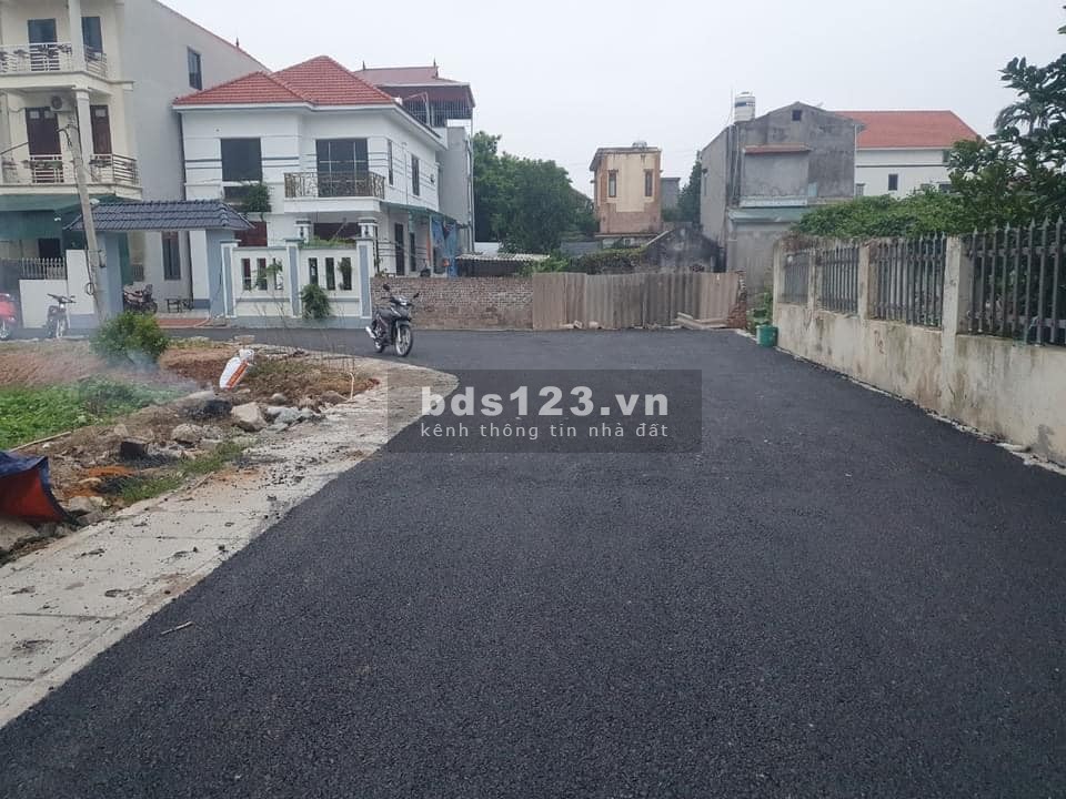THÔN 12 NGHĨA TRỤ - VĂN GIANG 100m2, đất nở hậu, 2 mặt tiền sát vách Vinhomes Dream City