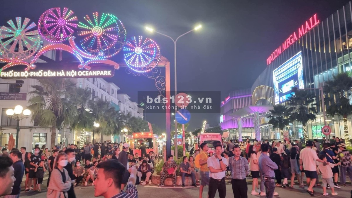 Thời điềm vàng sở hữu căn 2 ngủ góc dt 70m2, full nội thất, tại Vinhomes Ocean Park - 0984 678 629