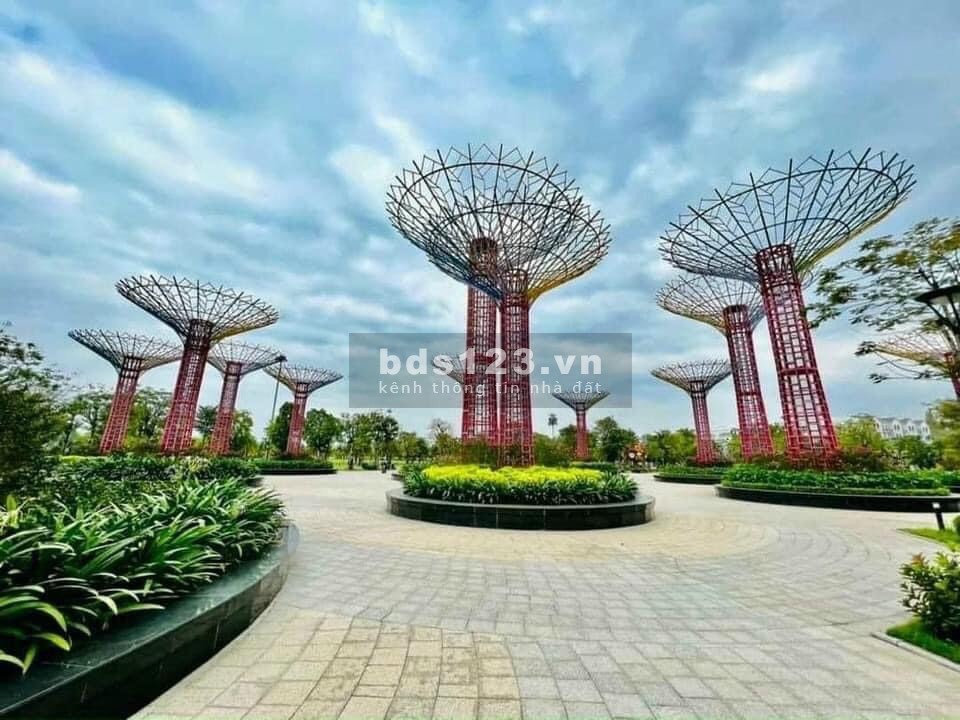 Cần bán căn 1pn+1 giá chỉ 1 tỷ 950 Vinhomes Grand Park