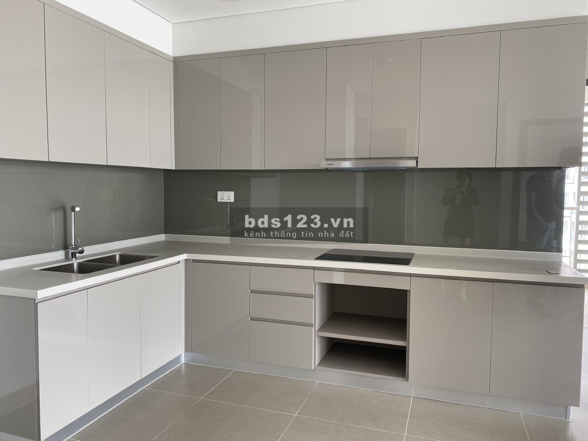 Chủ nhà thiện chí bán căn hộ 3pn Sky 89 quận 7 view sông cực kỳ đẹp thoáng mát