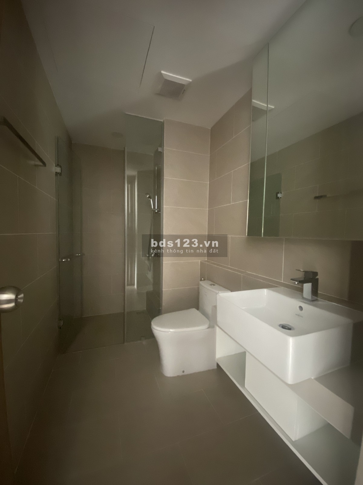 Chủ nhà thiện chí bán căn hộ 3pn Sky 89 quận 7 view sông cực kỳ đẹp thoáng mát