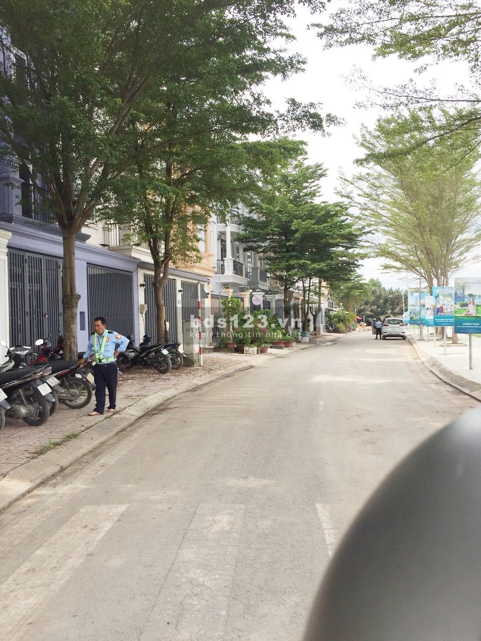 Lô đất diện tích 85m2, khu dân cư Centana Long Trường Quận 9, giá 4 tỷ
