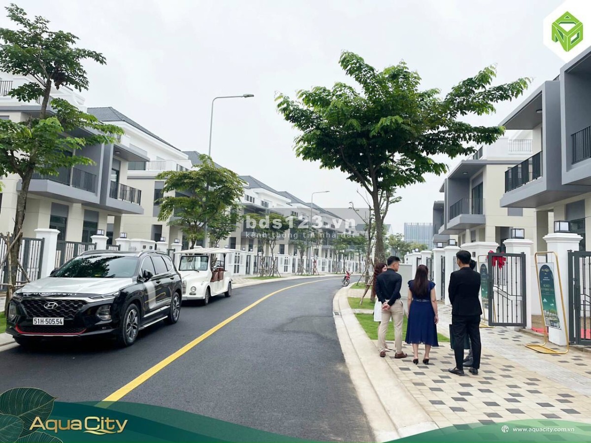 Kẹt tiền bán lỗ Nhà phố, biệt thự Aqua City, Giá rẻ hơn thị trường 30- 40%, LH 0902879986
