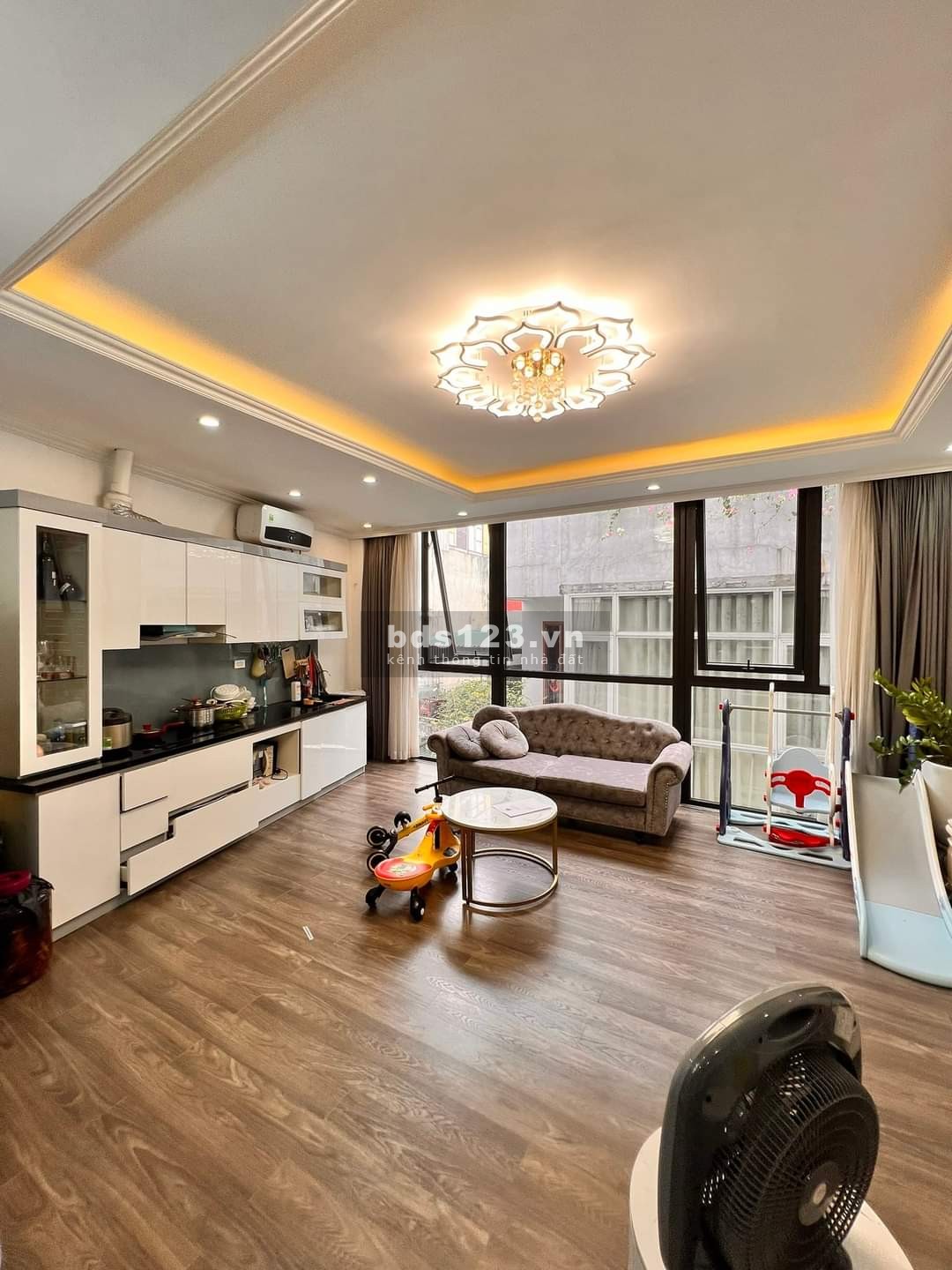 Bán nhà ngõ 88 Võ Thị Sáu, view hồ, ô tô, kinh doanh 49m2 x 5T hơn 9 tỷ