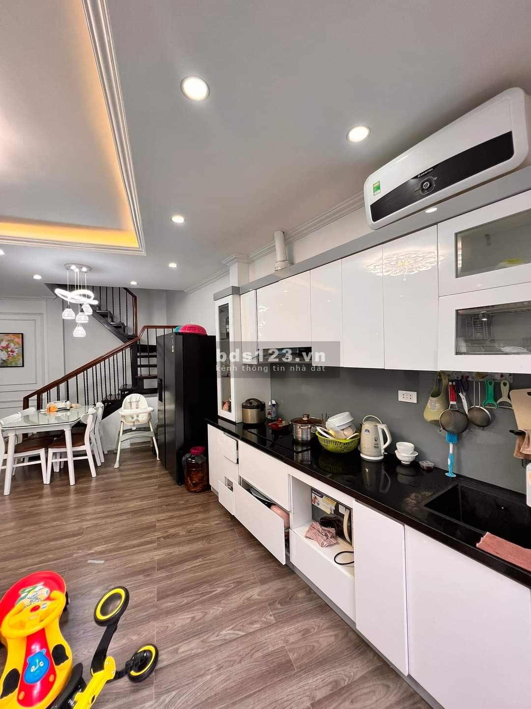 Bán nhà ngõ 88 Võ Thị Sáu, view hồ, ô tô, kinh doanh 49m2 x 5T hơn 9 tỷ