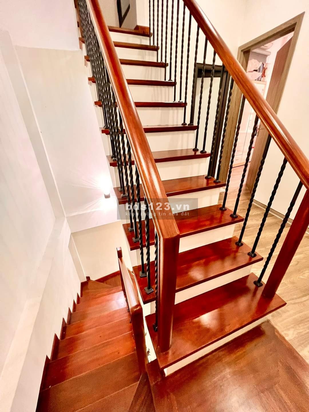 Bán nhà ngõ 88 Võ Thị Sáu, view hồ, ô tô, kinh doanh 49m2 x 5T hơn 9 tỷ