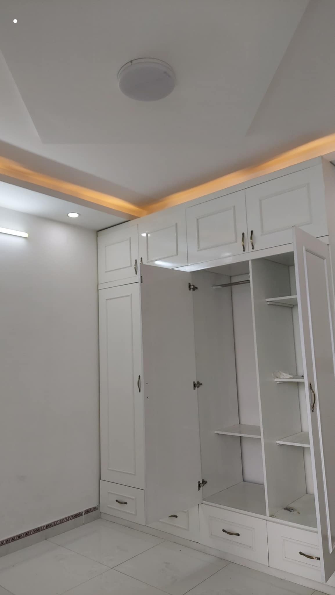 Đường xe hơi thẳng 1 trục Tân Phú, sổ vuông như tờ A4, 4 tầng, 4pn, dt 53m2